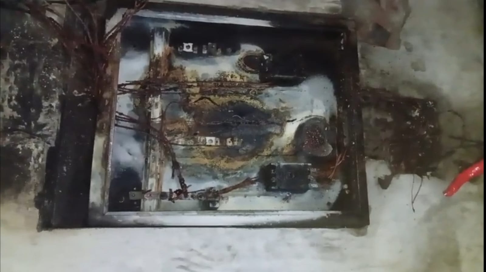 রমেক হাসপাতালে আগুন, ৬ ঘণ্টা পর স্বাভাবিক বিদ্যুৎ সরবরাহ